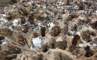 coltan_mine_in_DRC
